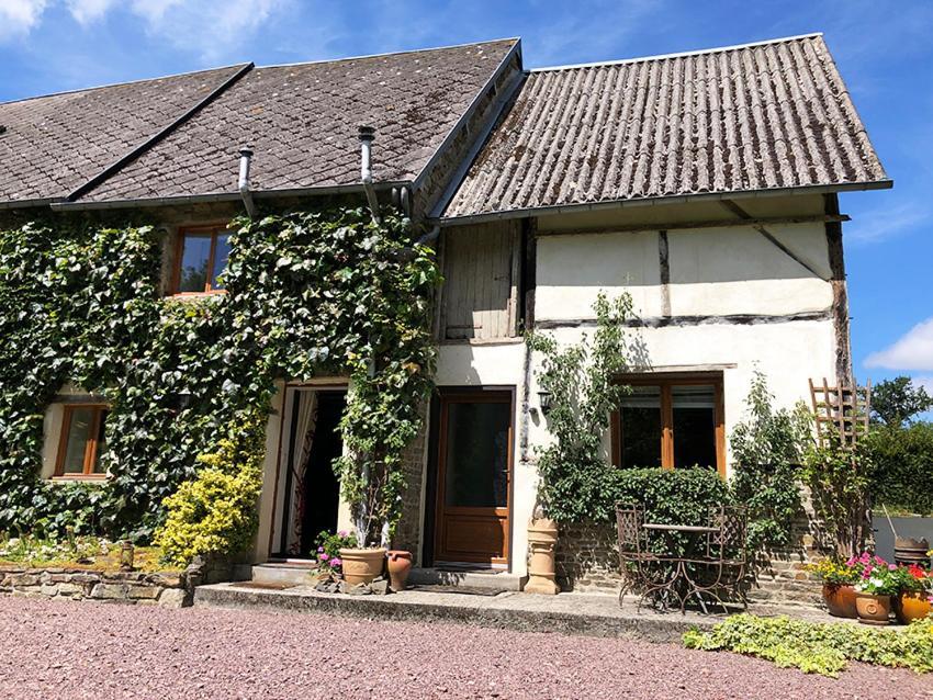 La Ferme Studio Apartments Conde-sur-Noireau Екстер'єр фото